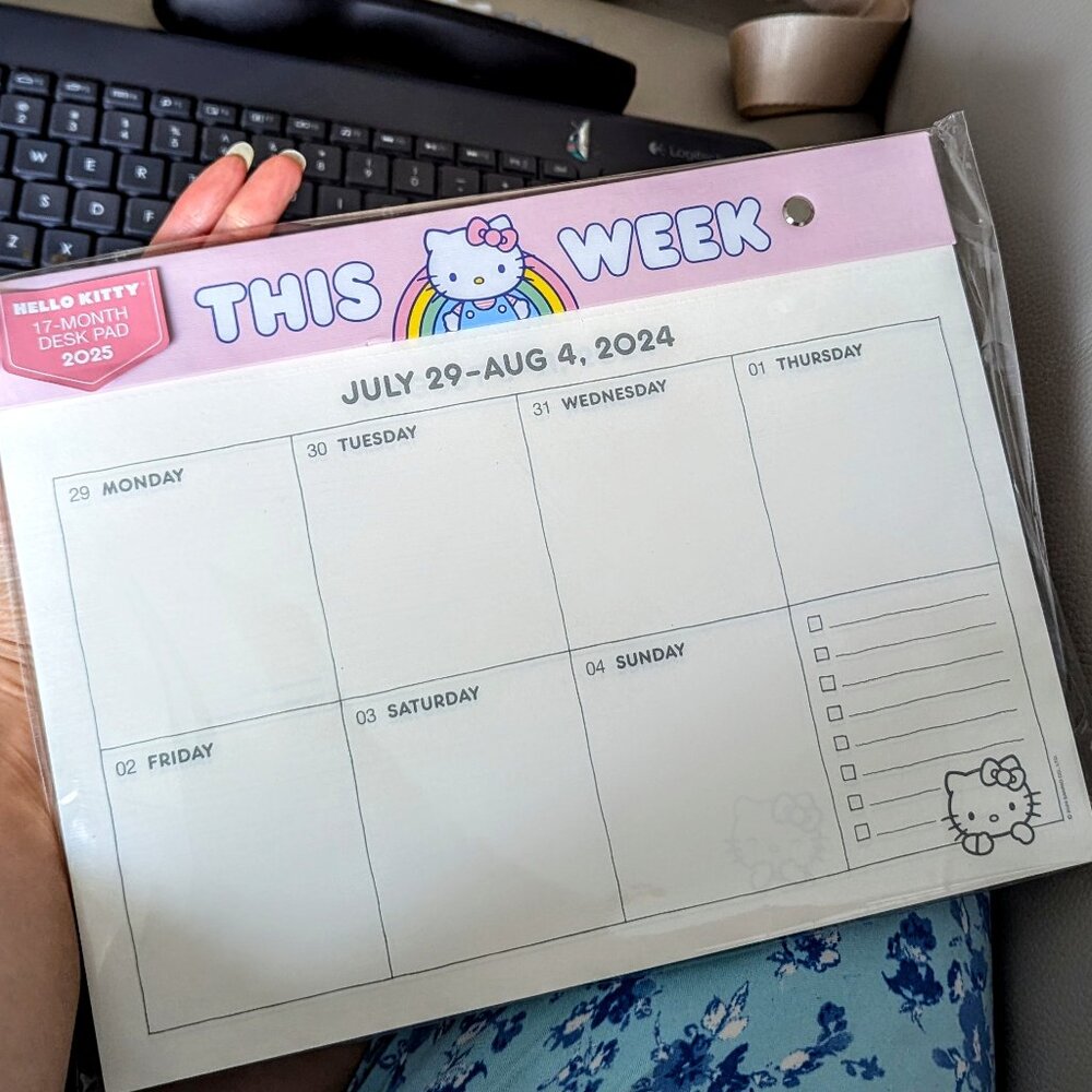 Hello Kitty Weekly Planner